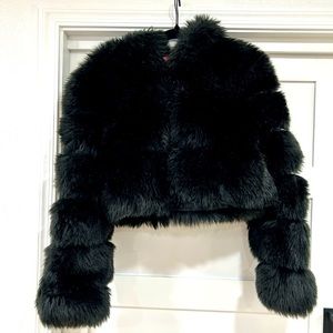 Luxe Faux Fur Jacket for Glamorous Evenings ✨